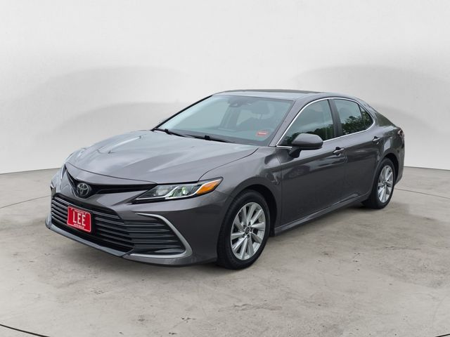 2023 Toyota Camry LE AWD's photo