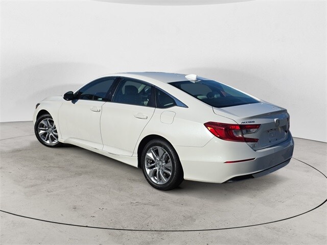 2018 Honda Accord LX photo 3