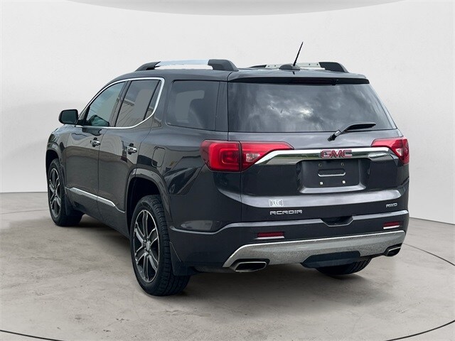 2018 Gmc Acadia Denali photo 3
