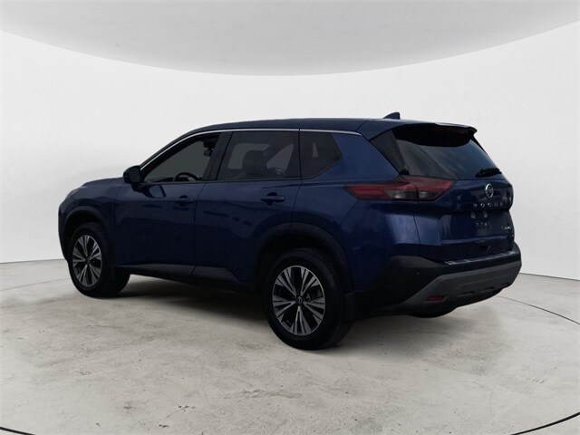2021 Nissan Rogue SV photo 3