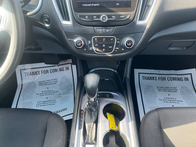 2024 Chevrolet Malibu 1LT - Photo 11