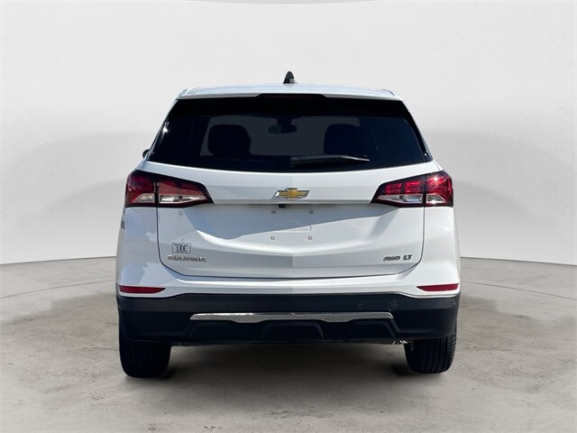 2024 Chevrolet Equinox LT photo 4