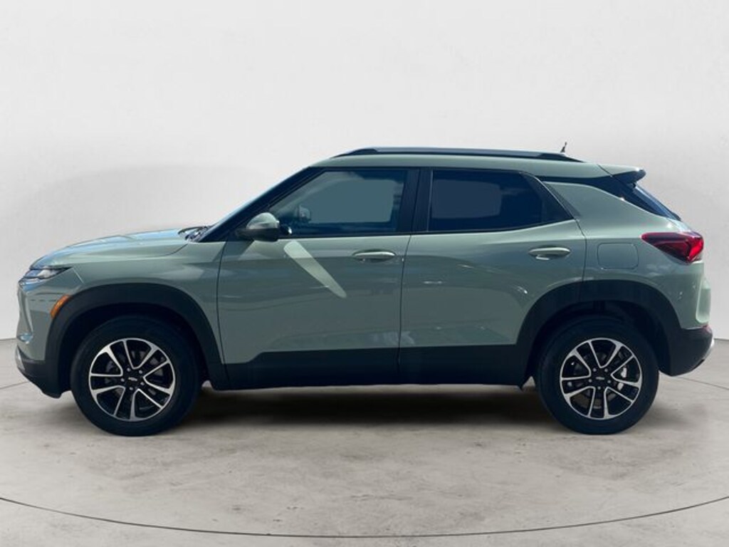Used 2025 Chevrolet Trailblazer LT SUV
