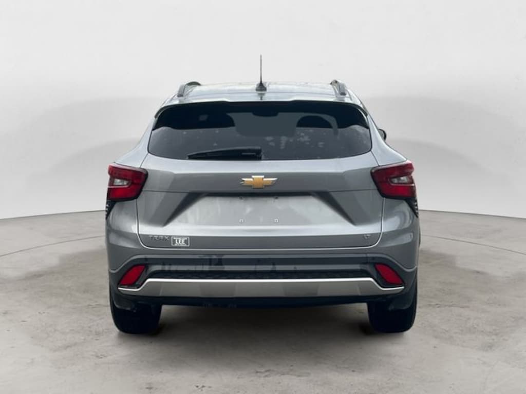 Used 2026 Chevrolet Trax LT SUV