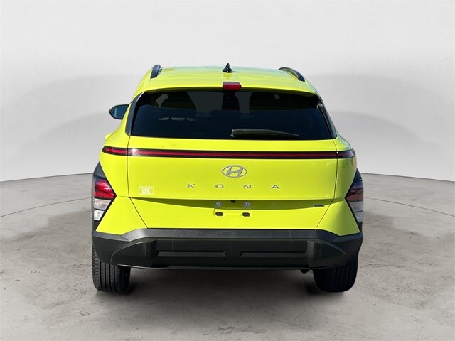 2024 Hyundai Kona SEL photo 4
