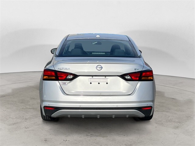 2022 Nissan Altima 2.5 SV photo 4
