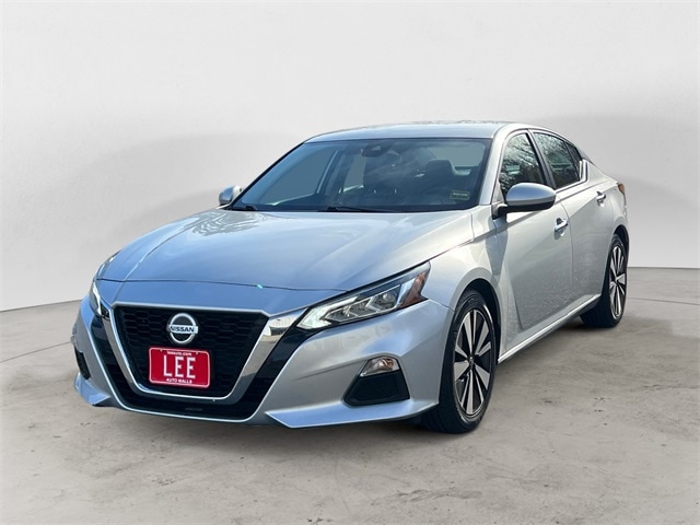 2022 Nissan Altima SV