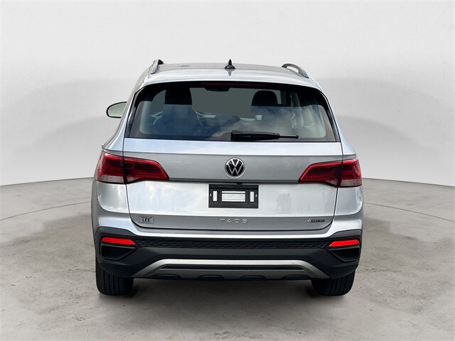 2024 Volkswagen Taos S photo 4