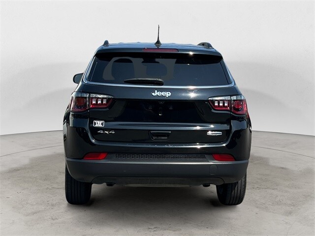 2024 Jeep Compass Latitude photo 4