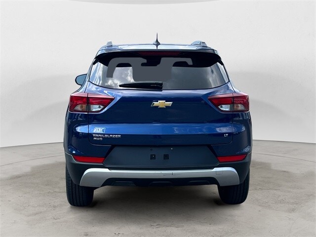 2023 Chevrolet Trailblazer LT photo 4