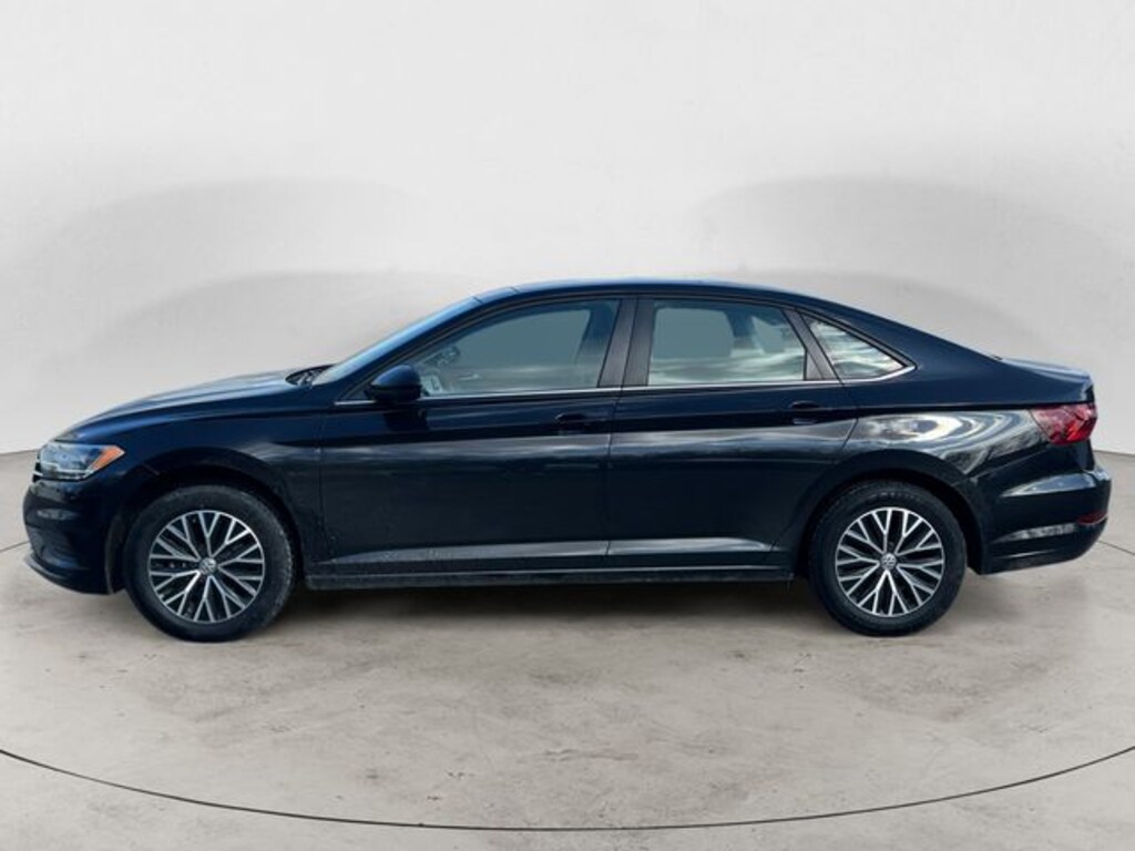 Used 2021 Volkswagen Jetta 1.4T SE Sedan