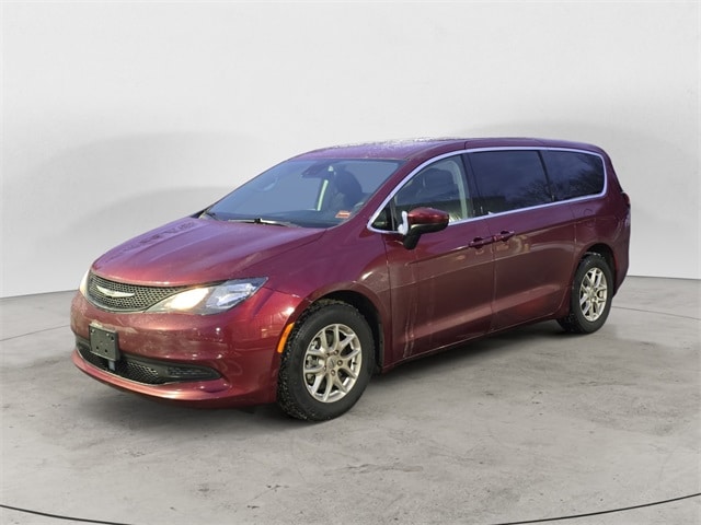 2023 Chrysler Voyager Minivan/Van 