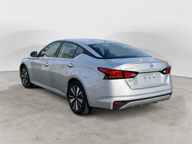 2022 Nissan Altima 2.5 SV photo 3
