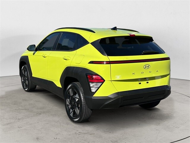 2024 Hyundai Kona SEL photo 3