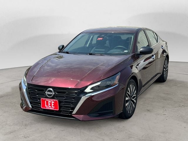 2024 Nissan Altima Sedan 