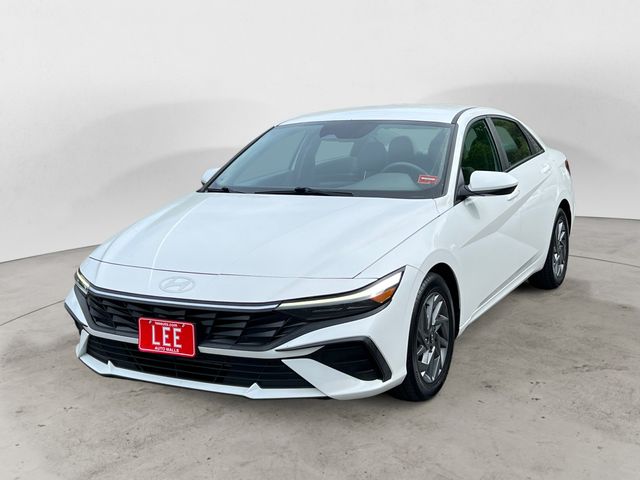 2024 Hyundai Elantra 2.0 SEL IVT's photo