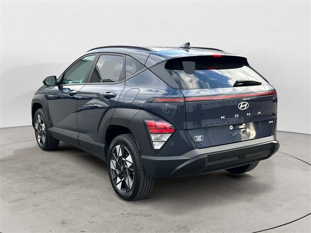 2024 Hyundai Kona SEL photo 3