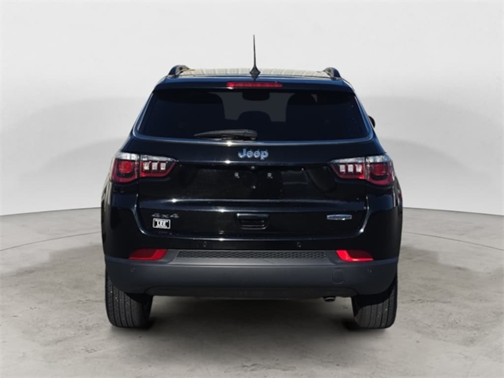 Used 2020 Jeep Compass Latitude SUV