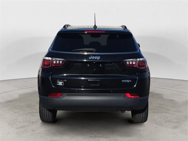 2020 Jeep Compass Latitude photo 3