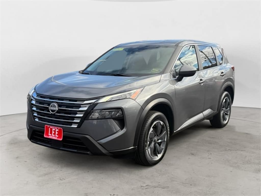 Used 2024 Nissan Rogue SV SUV