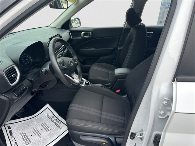Used 2021 Hyundai Venue SEL with VIN KMHRC8A35MU093954 for sale in Topsham, ME