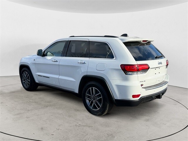 2021 Jeep Grand Cherokee Limited photo 2