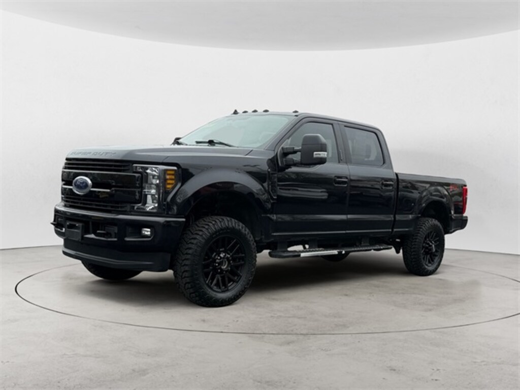 Used 2019 Ford F-250SD Lariat Truck