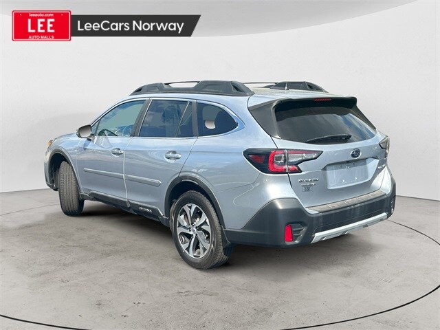 2020 Subaru Outback Limited photo 3