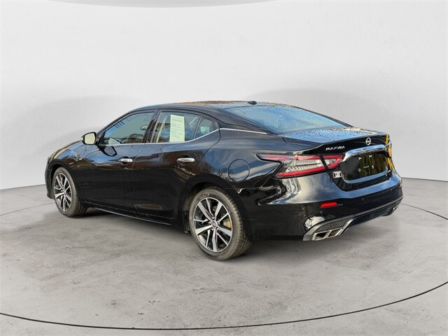 2023 Nissan Maxima SV photo 3