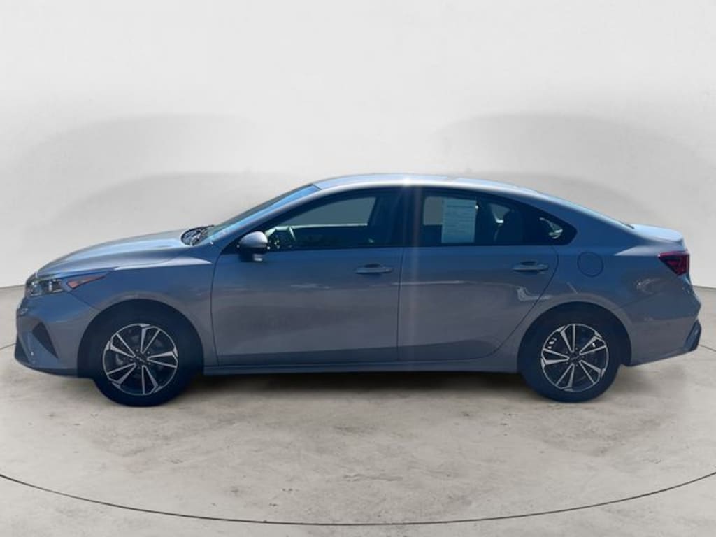 Used 2024 Kia Forte LXS Sedan
