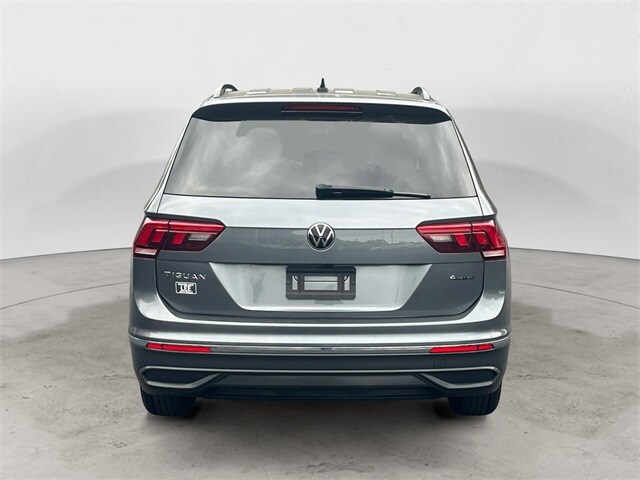 2022 Volkswagen Tiguan S photo 3