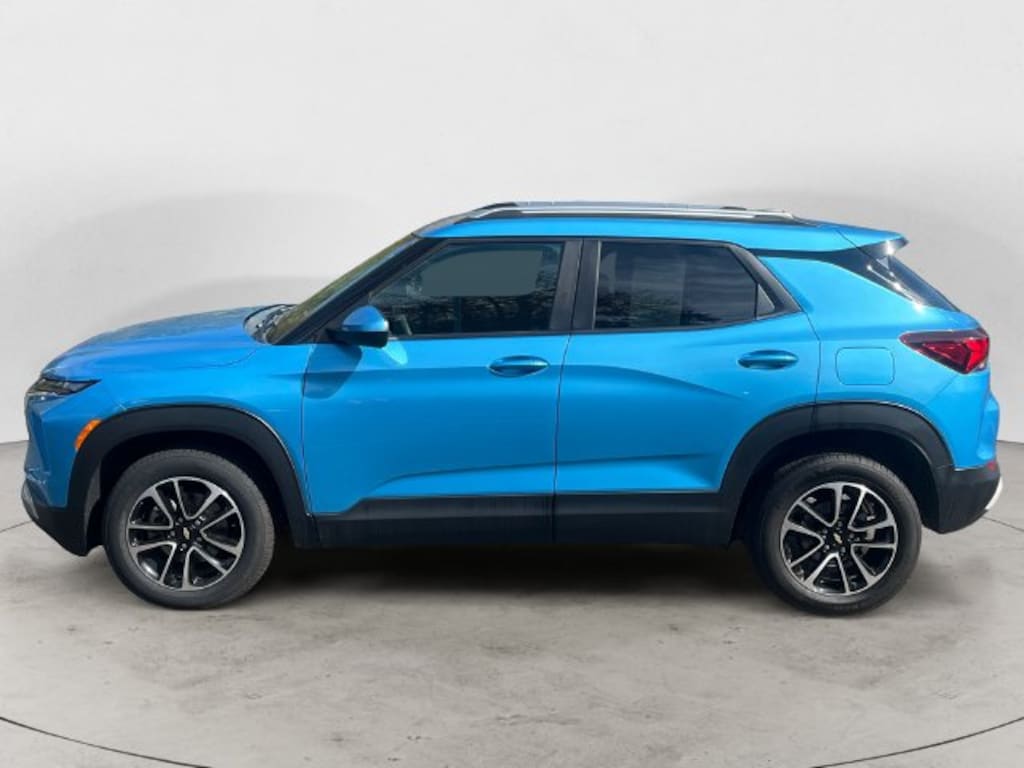 Used 2025 Chevrolet Trailblazer LT SUV