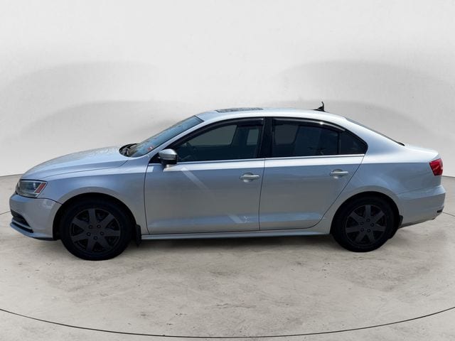 Used 2015 Volkswagen Jetta SE with VIN 3VWD17AJ6FM234984 for sale in Topsham, ME