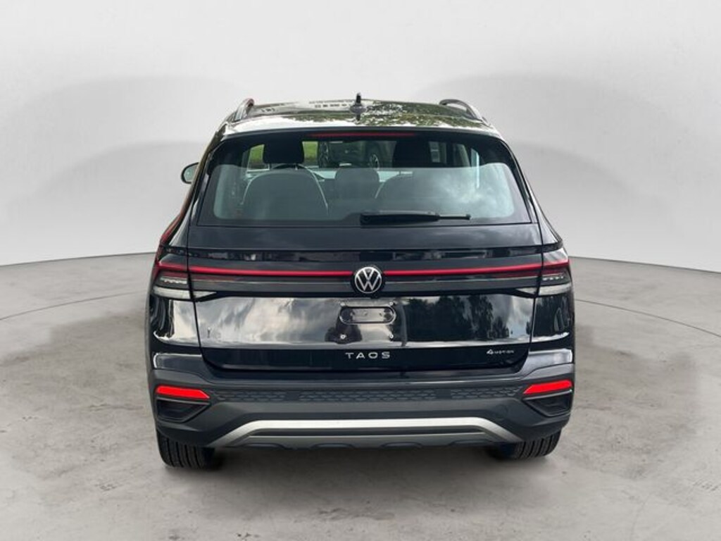 Used 2025 Volkswagen Taos 1.5T S SUV