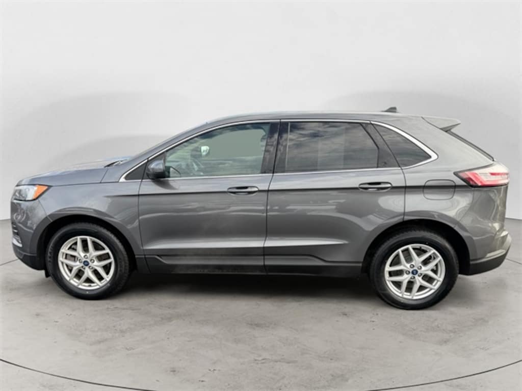 Used 2022 Ford Edge SEL SUV