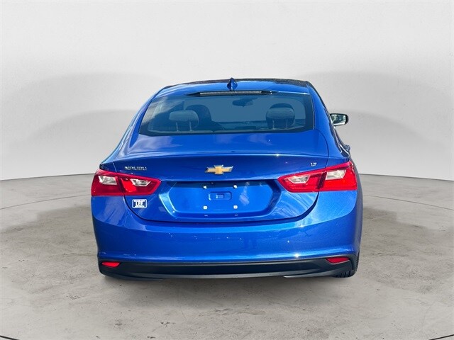 2023 Chevrolet Malibu 1LT photo 4