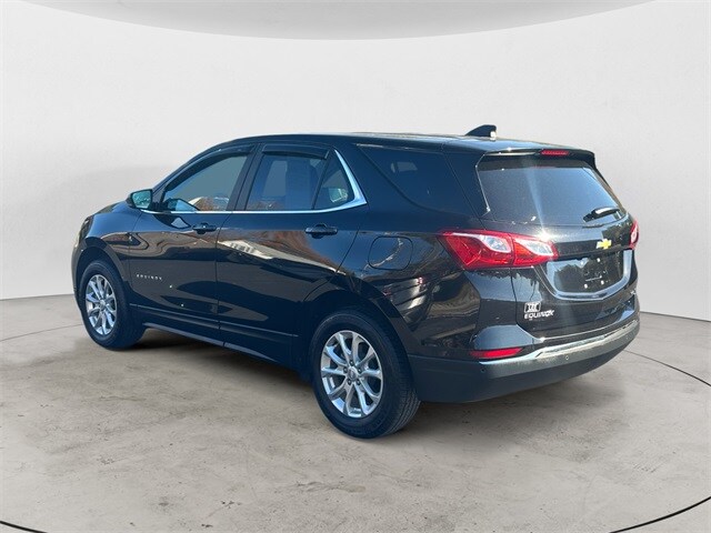 2021 Chevrolet Equinox LT photo 3