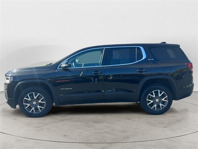 2023 Gmc Acadia SLE photo 2