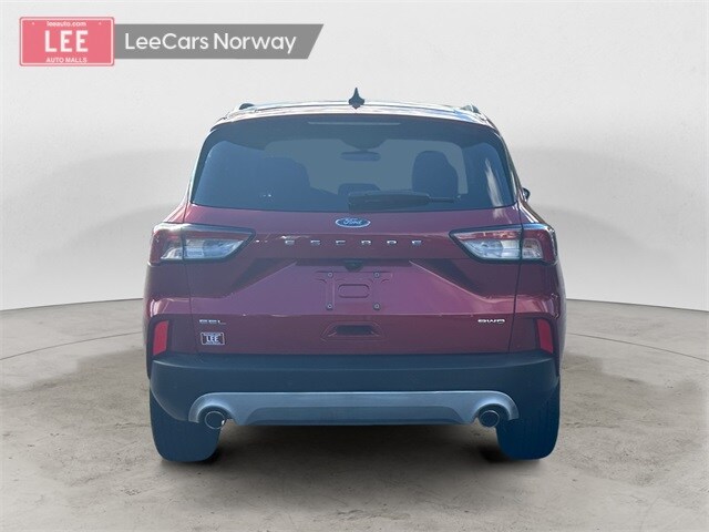 2021 Ford Escape SEL photo 4