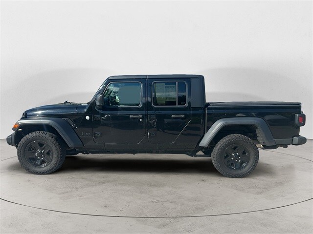 2020 Jeep Gladiator Sport photo 2