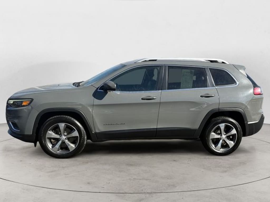 Used 2019 Jeep Cherokee Limited SUV