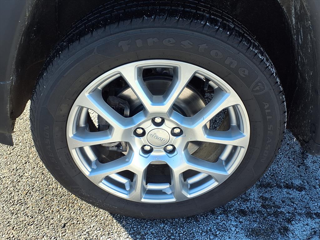 used 2022 Jeep Compass car, priced at $24,995