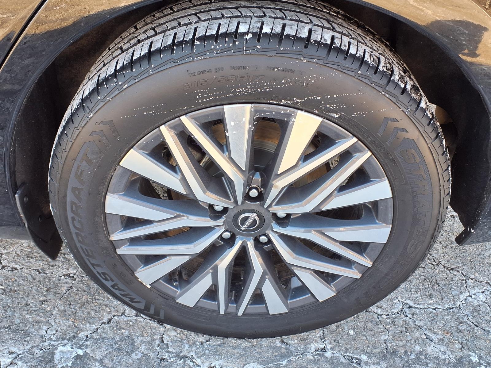 used 2023 Nissan Altima car, priced at $20,555