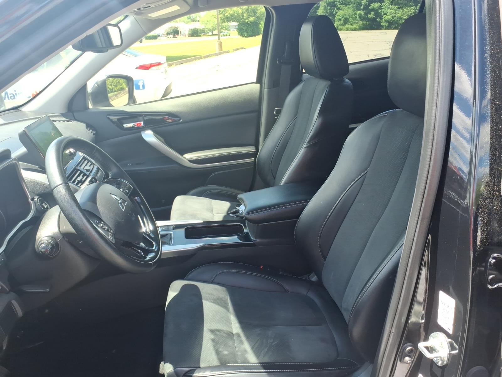 used 2024 Mitsubishi Eclipse Cross car, priced at $23,426