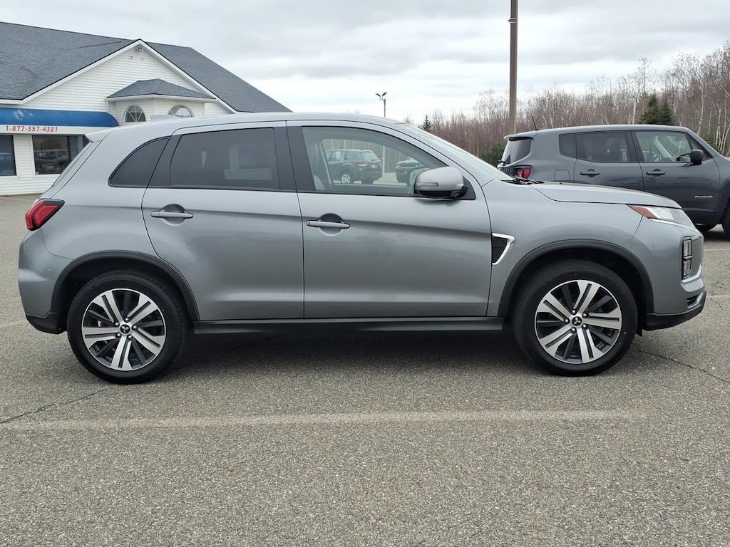 Used 2024 Mitsubishi Outlander Sport 2.0 SE SUV
