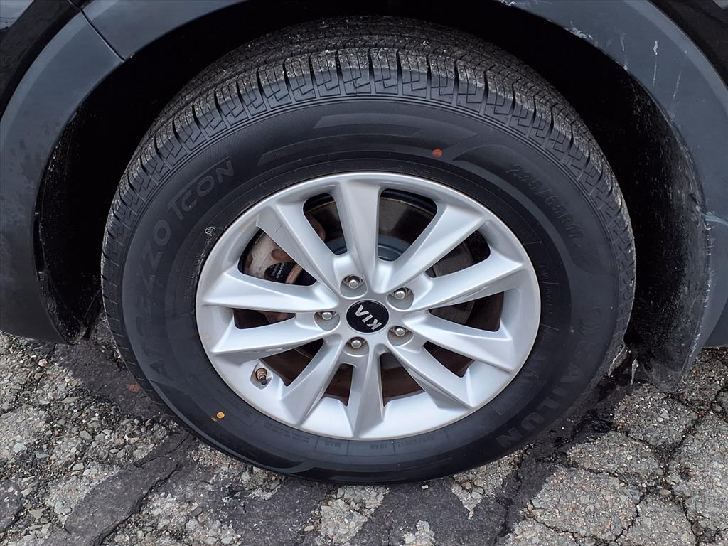 used 2019 Kia Sorento car, priced at $17,995