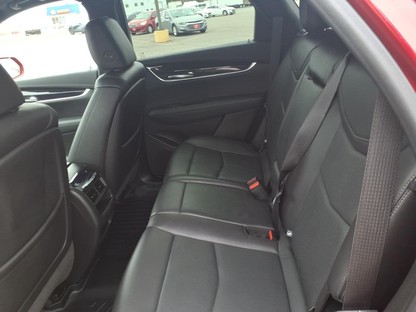 used 2020 Cadillac XT5 car, priced at $28,093