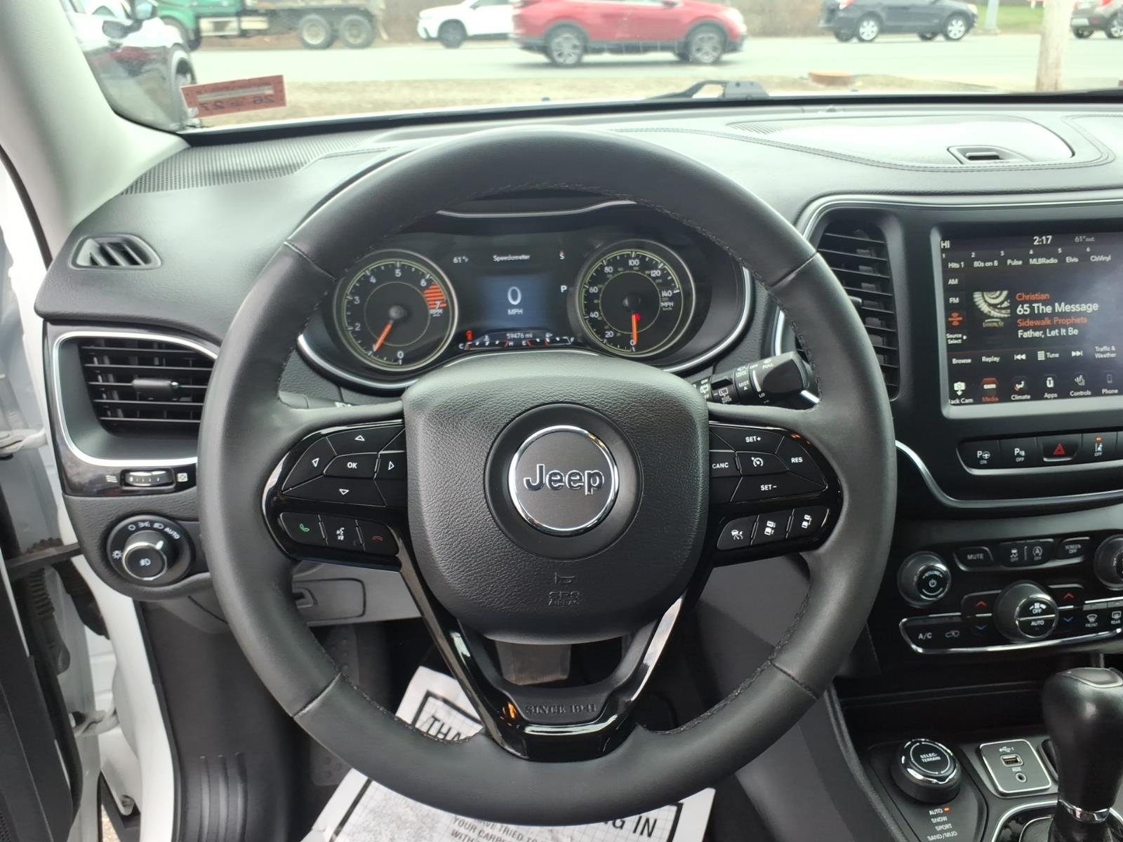 used 2023 Jeep Cherokee car, priced at $25,426