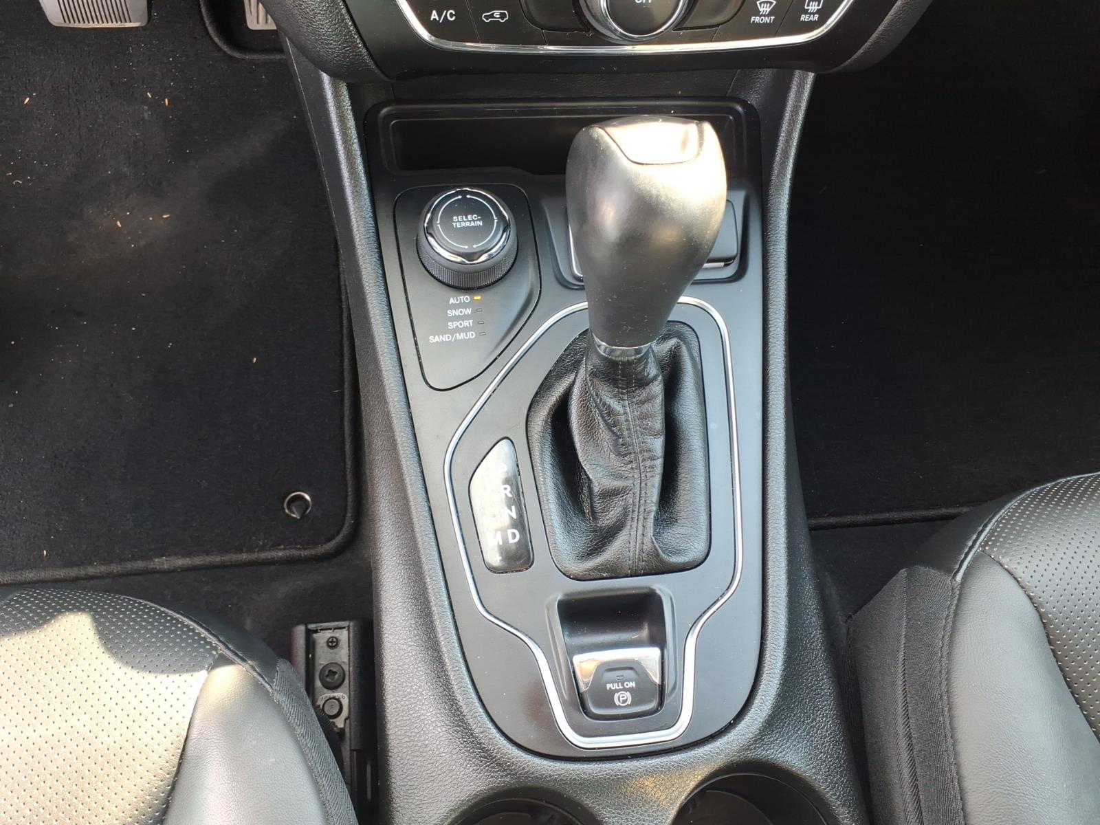 used 2021 Jeep Cherokee car, priced at $20,537