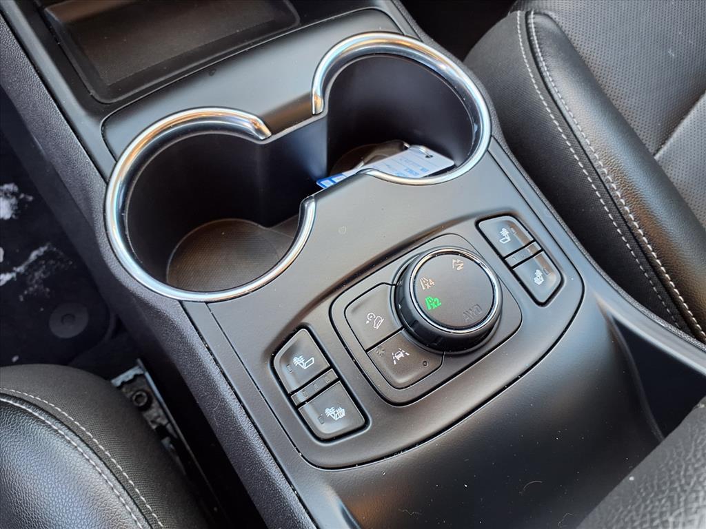 used 2024 GMC Terrain car, priced at $24,777